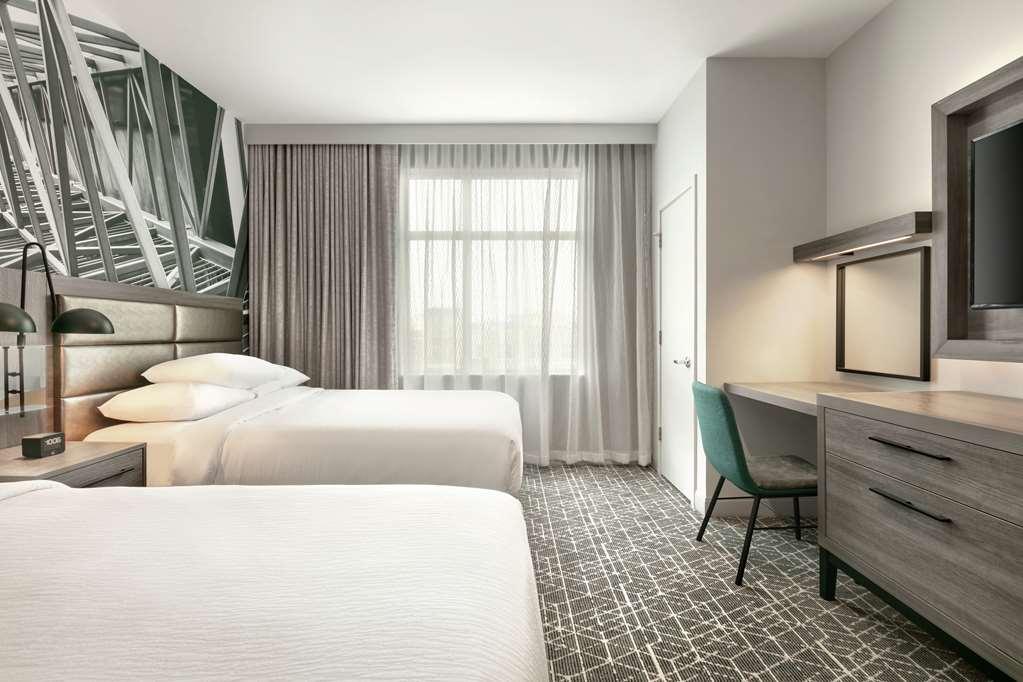 Embassy Suites By Hilton Atlanta Midtown Номер фото