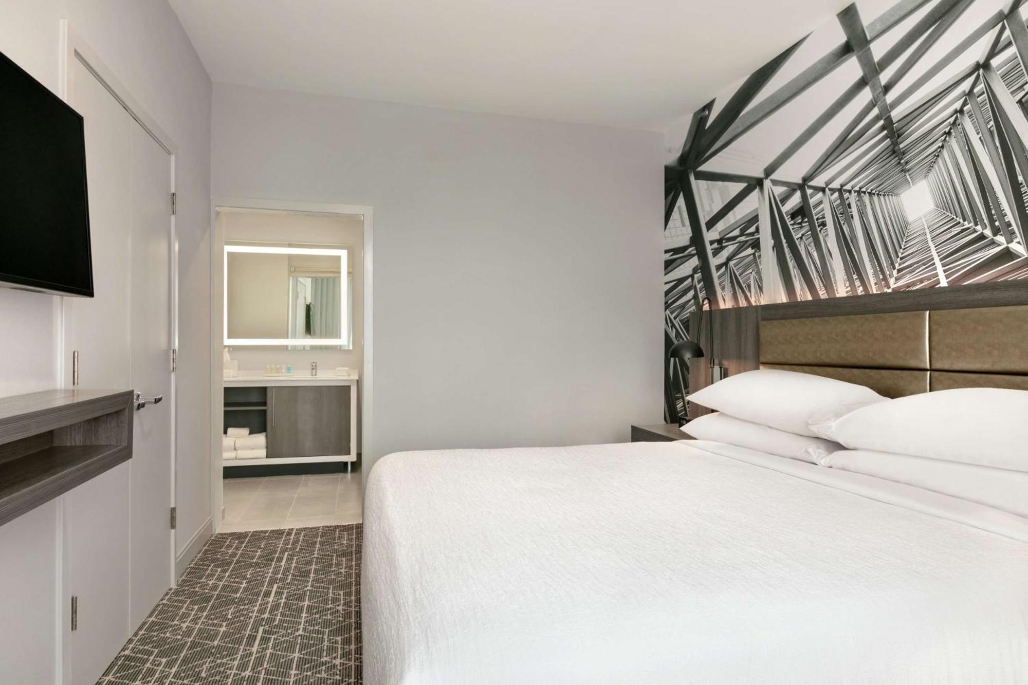 Embassy Suites By Hilton Atlanta Midtown Екстер'єр фото