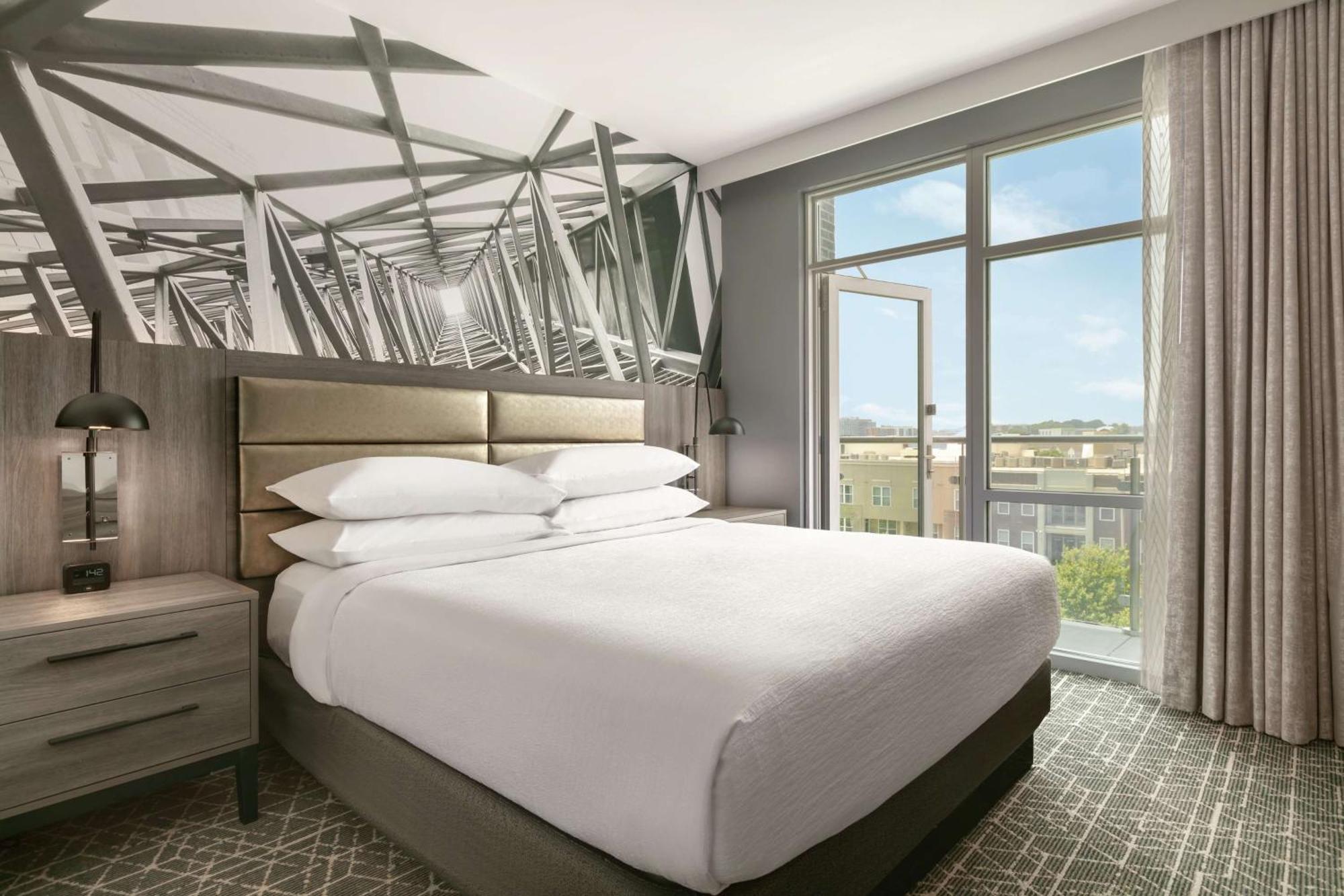 Embassy Suites By Hilton Atlanta Midtown Екстер'єр фото